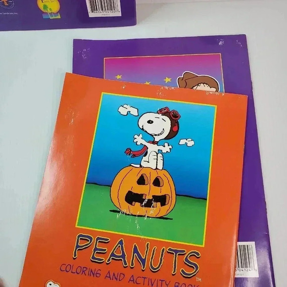 Peanuts Happy Halloween Coloring & Activity Books (Lot Of 3) Easy Tear Out Pages - Picture 3 of 16